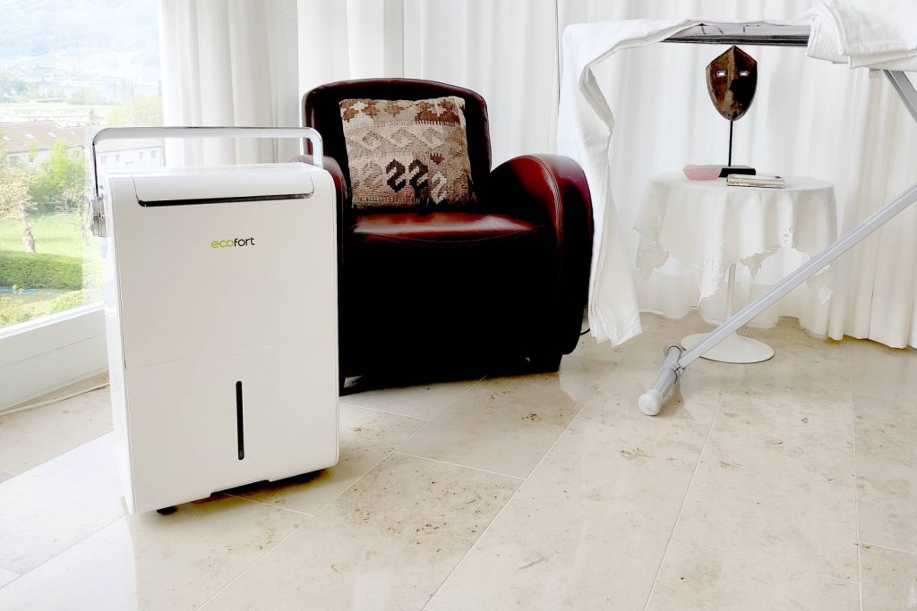 ecoQ DryAir 30L Energy Saver trocknet die Wäsche in der Wohnung