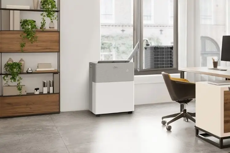 Wer in einer mietwohnung lebt oder keine baulichen eingriffe vornehmen darf, hat es beim thema klimaanlage nicht leicht. Mit dem midea portasplit gibt es jedoch eine clevere lösung: eine split-klimaanlage ohne wandmontage, ideal für temporäre einsätze in der schweiz. In diesem beitrag erfährst du, was ein portasplit-gerät auszeichnet, welche vorteile es bietet und warum sich der midea portasplit besonders lohnt.