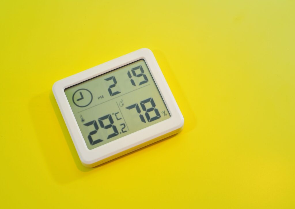 Hygrometer mit digitaler feuchtigkeitsanzeige